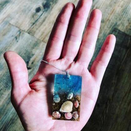 Resin Beach Sand and Shell Pendent ..