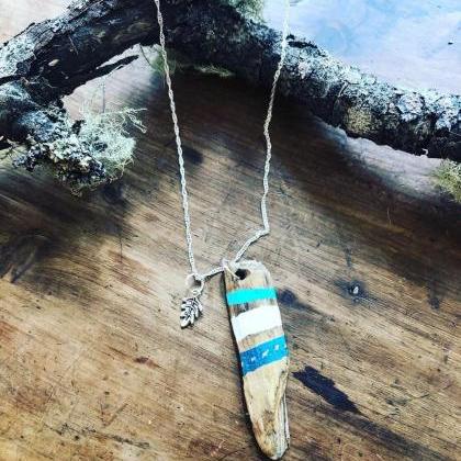 Acrylic With Leaf Charm Driftwood Necklace,..