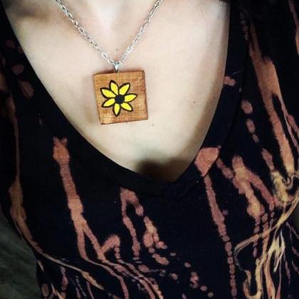 Minimalist Floral Necklace • Sunflower Rustic..