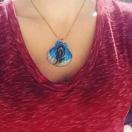 Real Feather Handpainted Shell Pendent Necklace..