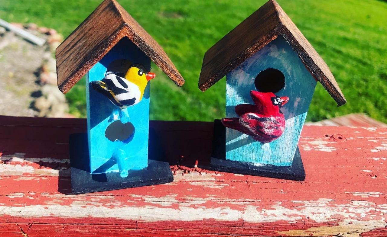 Birdhouse With Bird Inside Pot Or Home Decor Terrarium Figurine - Miniature Animal Bird Sculpture - Hand Sculpted-chickadee-bluebird-owl
