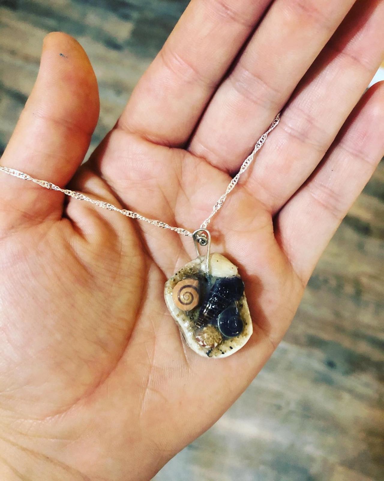 Surfer girl earrings outlet