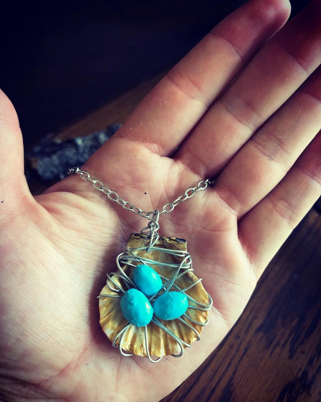 Birdnest Necklace [with Chain], Mom Jewelry, Mom Gift, Mom Necklace, Family Necklace, Christmas Gift Wrapped Shell Bird Nest Pendent Necklace