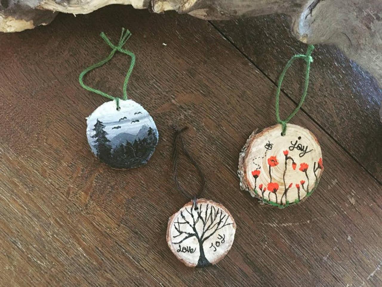 1 Handpainted Pine Wood Slices love and joy/ Poppy/tree of life Set Christmas