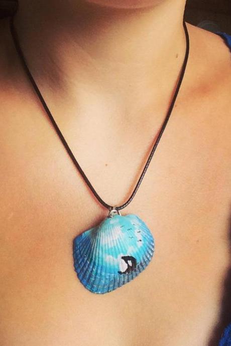 Orca Seashell Hand painted Necklace Necklace Surfer Beach Sea Shell Jewelry